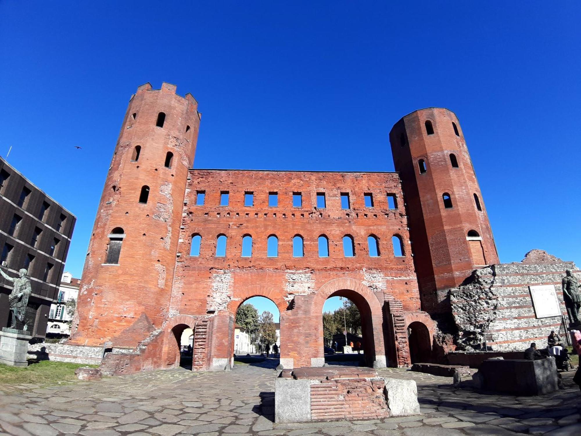 Ferienwohnung La Mansarda Delle Mongolfiere Turin Exterior foto